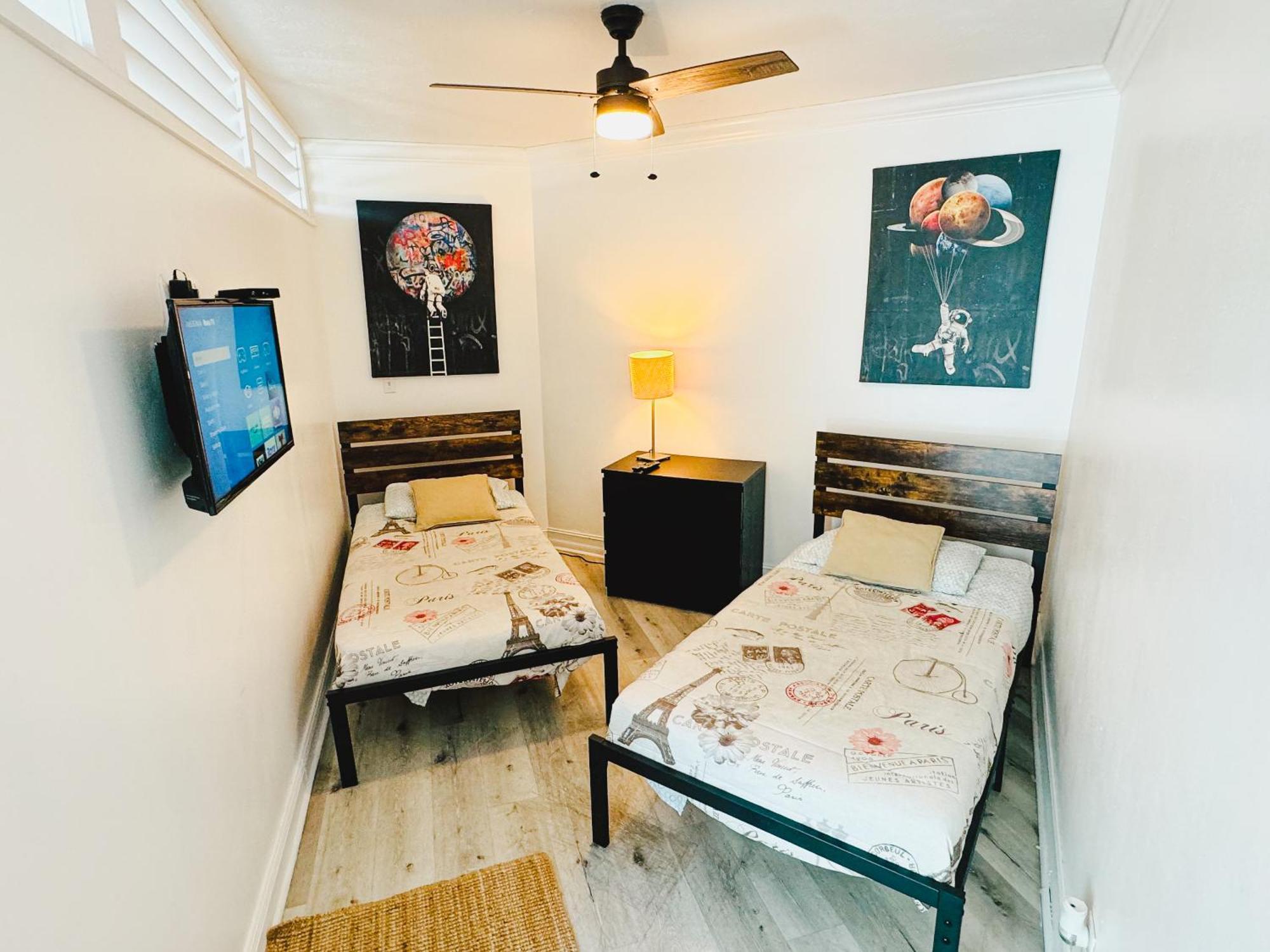 Miami Hollywood Condo For 4 People 001-21Vic Luaran gambar