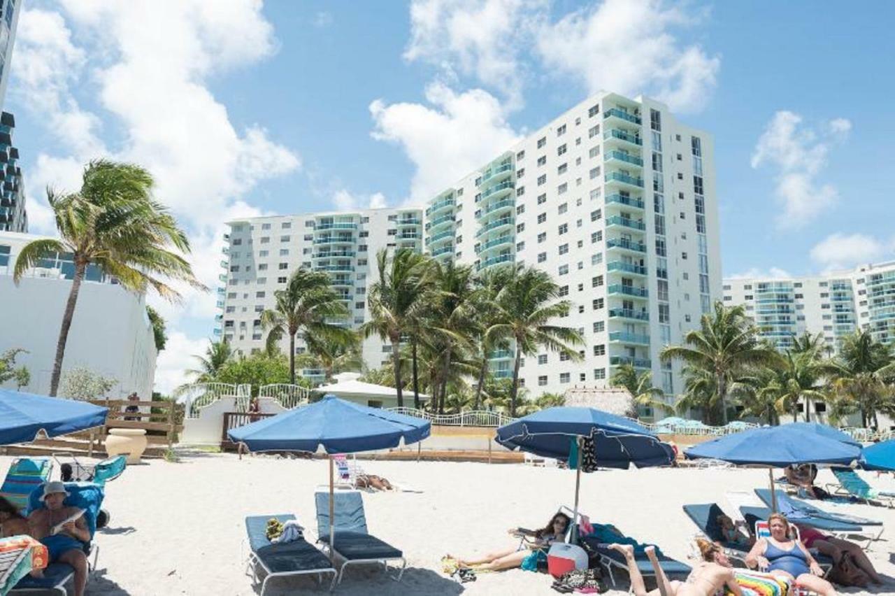 Miami Hollywood Condo For 4 People 001-21Vic Luaran gambar